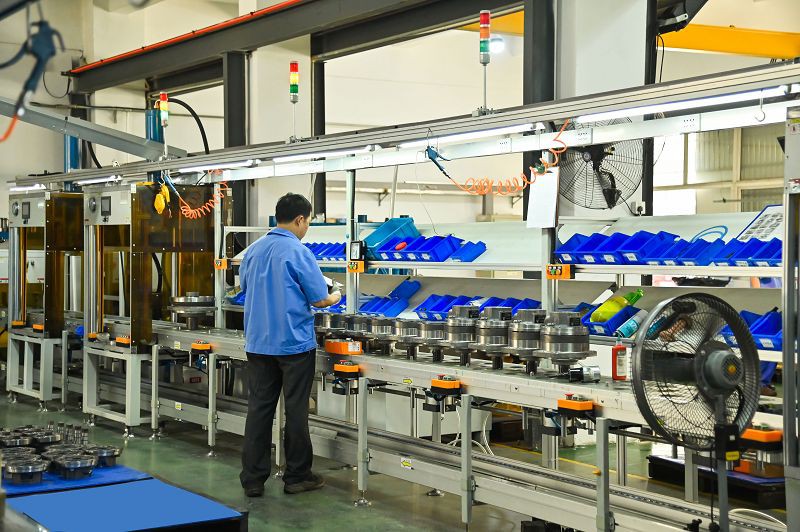 Assembling Shop2001 Assembling Shop2001